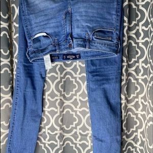 ✨High rise Hollister Jeans✨